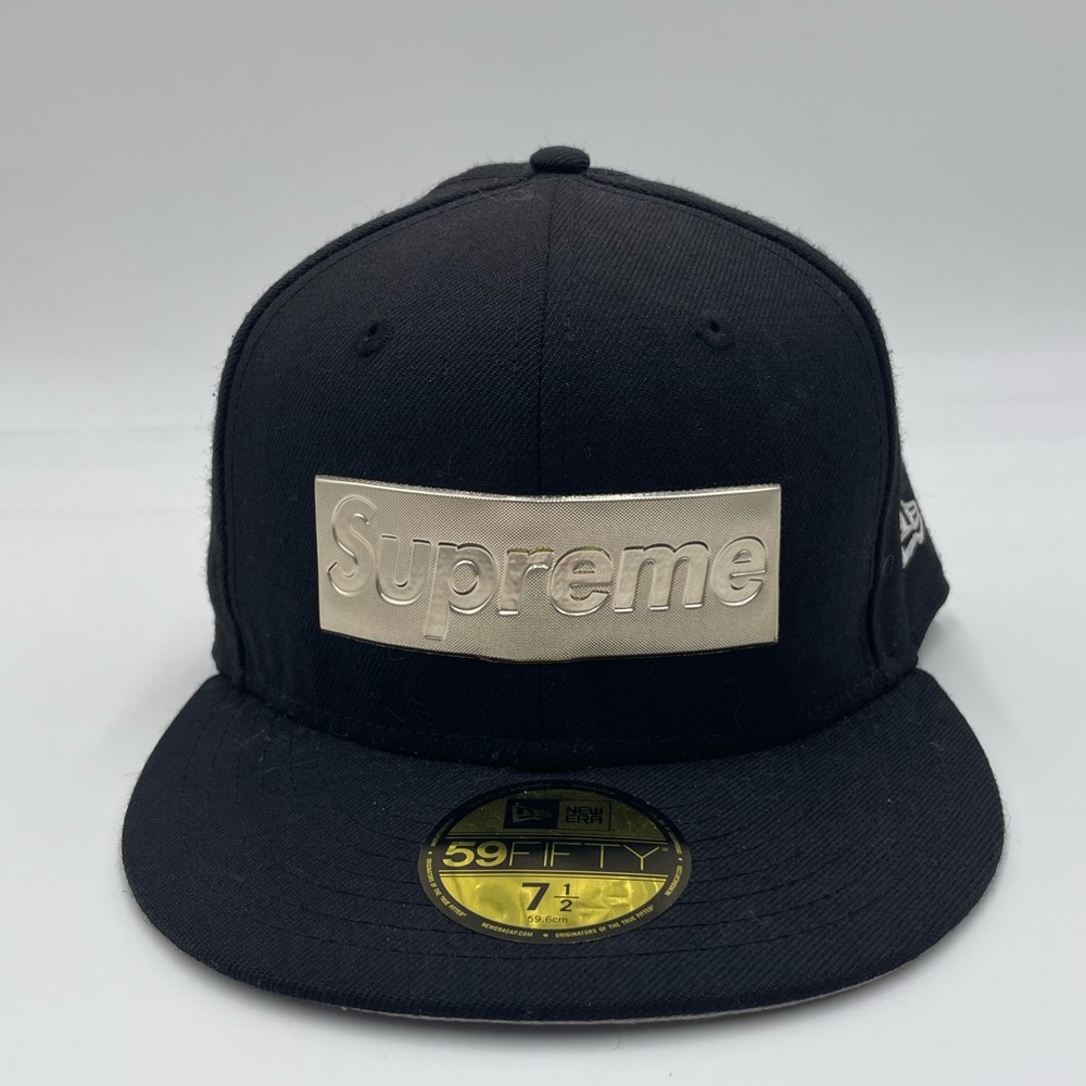Supreme New Era Black Metallic Box Logo 59fifty size 7 1/2